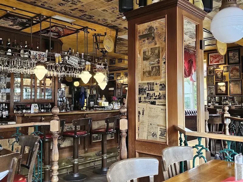 Villa Journal - Cafe-Restaurant_Seeheim-Jugenheim_slider_image_3