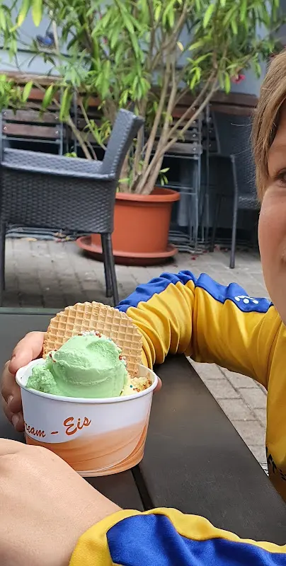 Christian Buchner_Bistro-Cafe Venezia_Biblis_review