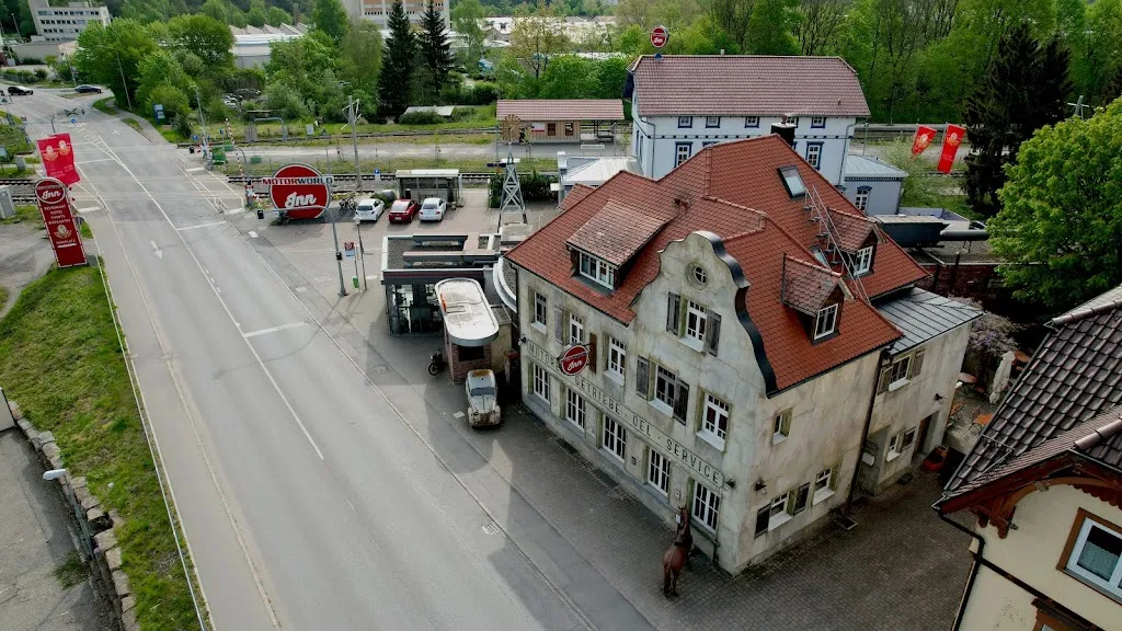 Ms.Shana Otley_Motorworld Inn_Warthausen_review