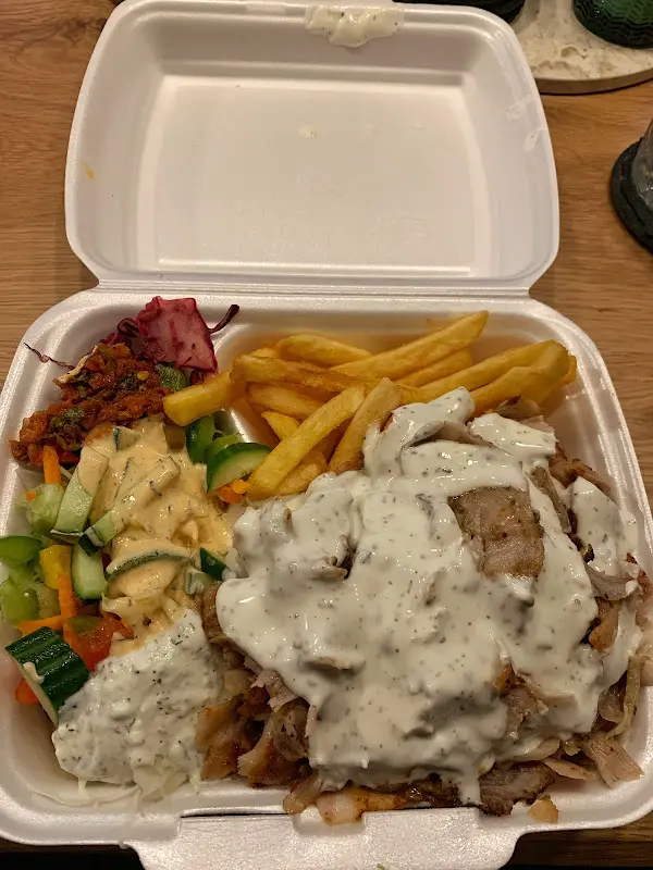 Efe Döner Bistro GbR_Rhein_slider_image_3