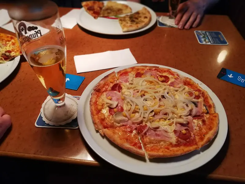 Pizza Treff_Rhein_slider_image_2