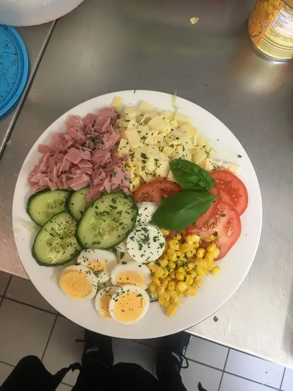 Croques und Salate_Breidenbach_slider_image_2