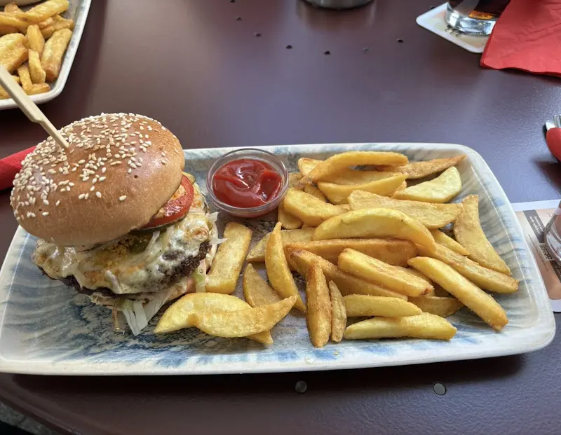 Meister Diner für Burger & Co_Bensheim_slider_image_3