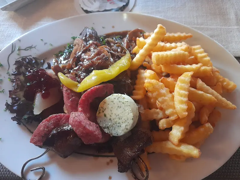 Zum grünen Stern - Klaus Reichert_Birstein_slider_image_3