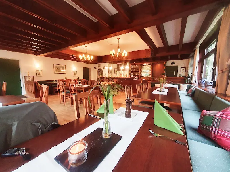 Zum Alten Hofhaus ristorante a Birstein