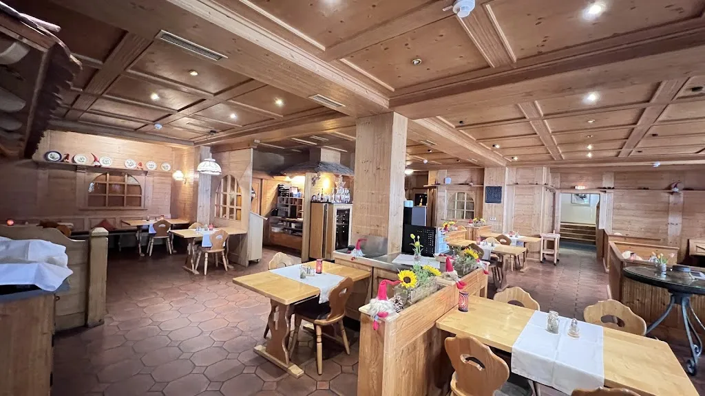 Hofgut Sternen Restaurant SchwarzwaldStube restaurant in Breitnau