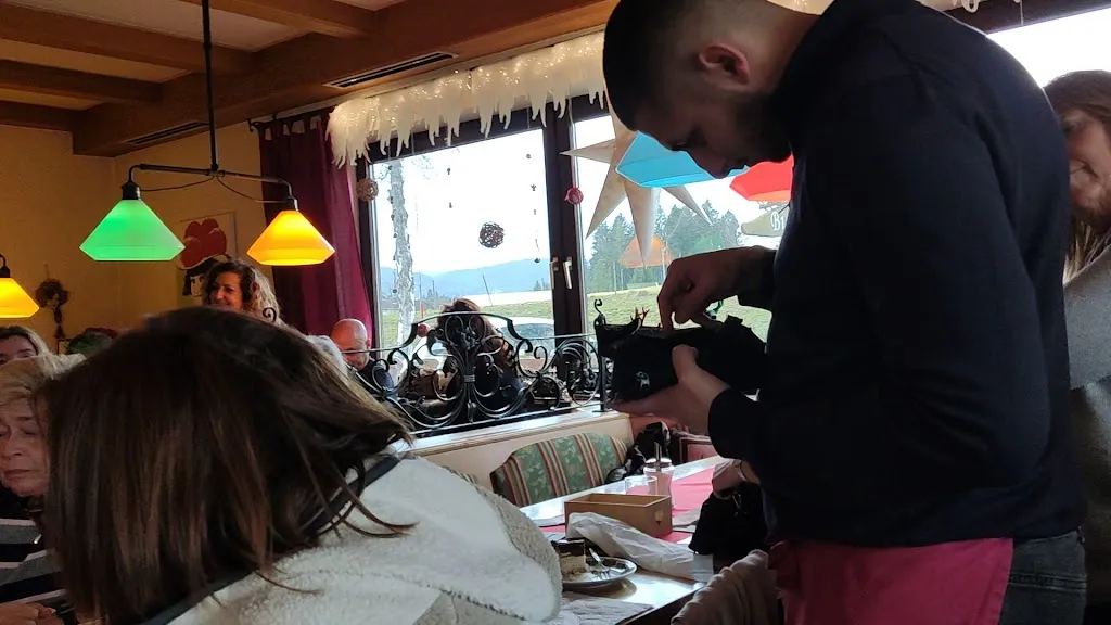 Pension & Restaurant Mühlencafé mit "Reinhards Hüttengaudi" ristorante a Breitnau