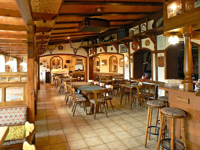 Hippelsbacher Bauernstube restaurant in Brensbach