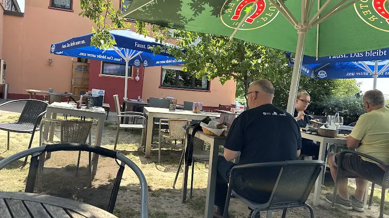 Hundertmorgen-Stübchen - Bernd Reißing_Brensbach_slider_image_1