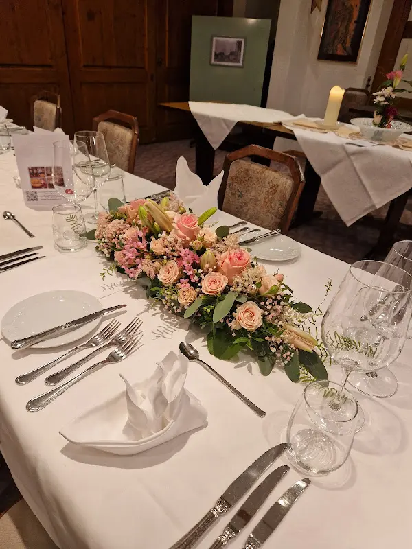 Suru Vijeyan_Restaurant Weisses Kreuz, Breitenbach_Breitenbach_review