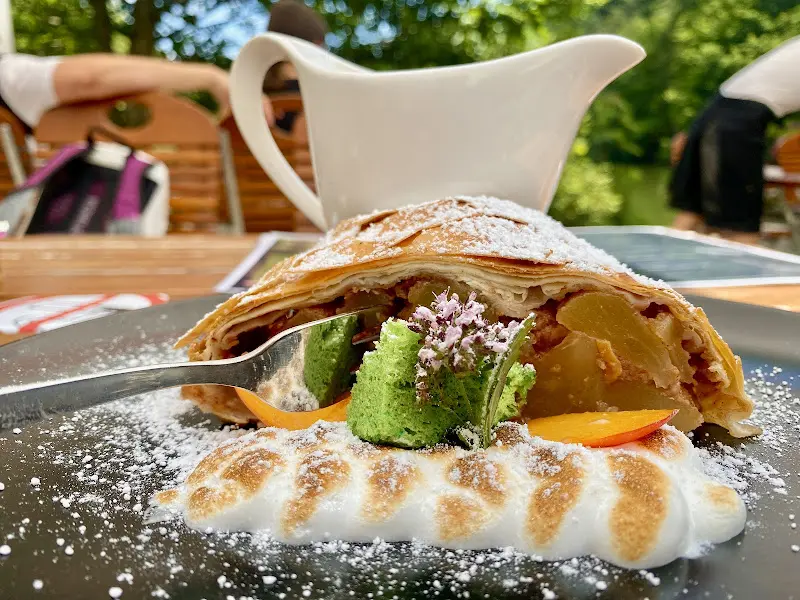 BERGLSTEINERSEE 712er LOUNGE_Austria_slider_image_3