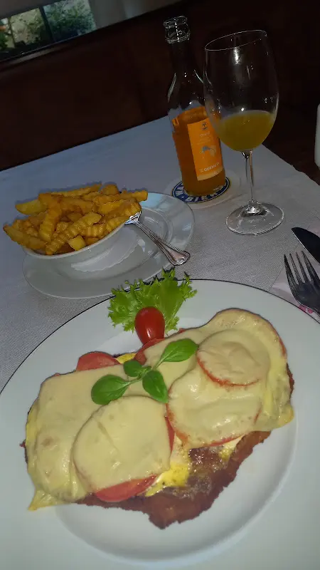 Sascha Laskowski_Pils Quelle_Warburg_review