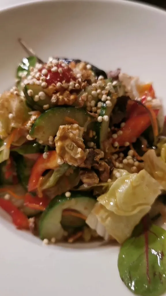 CHECK INN Restaurant_Böblingen_slider_image_2