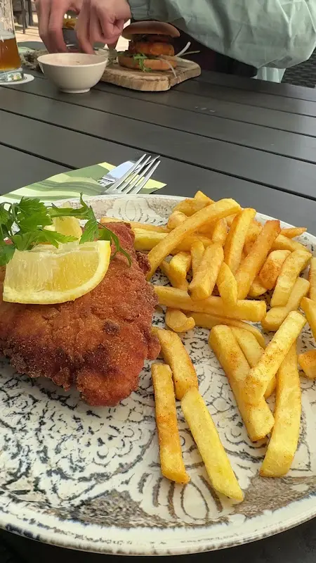 Restaurant „Zur Kugelsburg“_Volkmarsen_slider_image_2