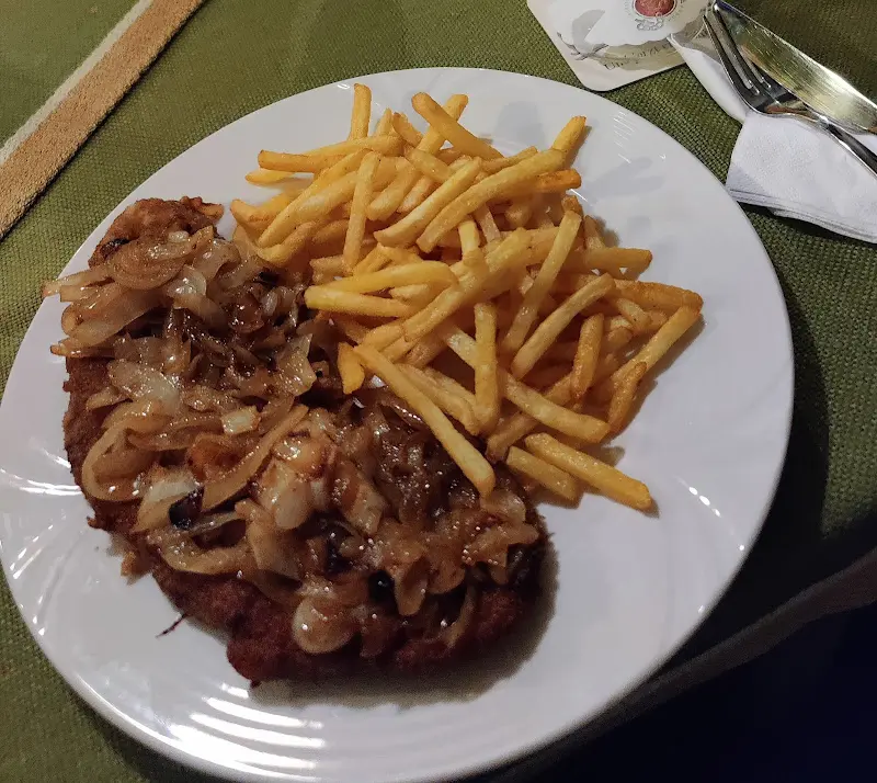 Maximilian Lippe_Zum Äppelche_Solms_review