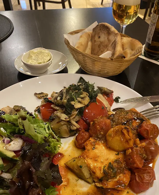 Mando_Borken_slider_image_2