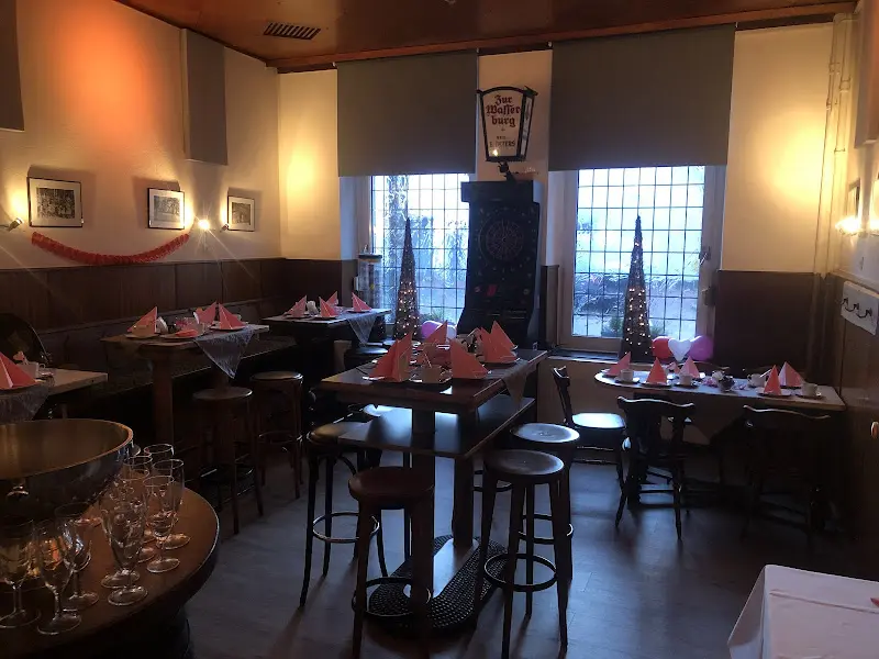 Gaststätte Zur Wasserburg_Borken_slider_image_2