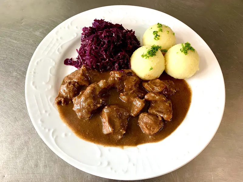 Zum Löwen Gaststätte und Pension_Bruchköbel_slider_image_3