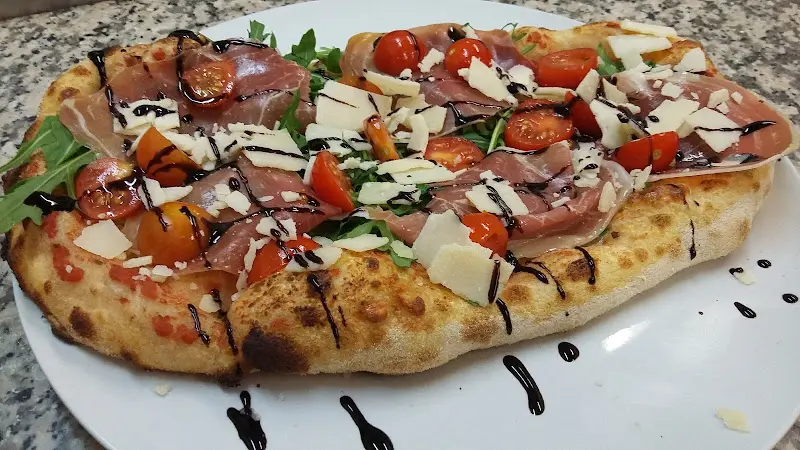 Steh Pizzeria Da Tonino_Bruchköbel_slider_image_3