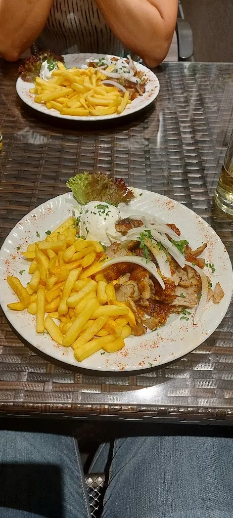 Doreen Brückner_Taverne Helena - Sportheim Meimsheim_Brackenheim_review