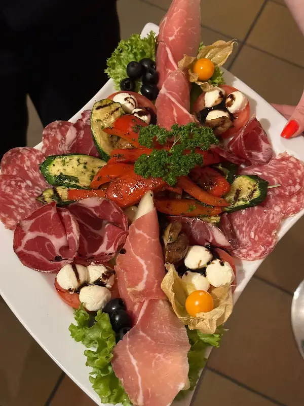 Ristorante BELLA Italia_Runkel_slider_image_3