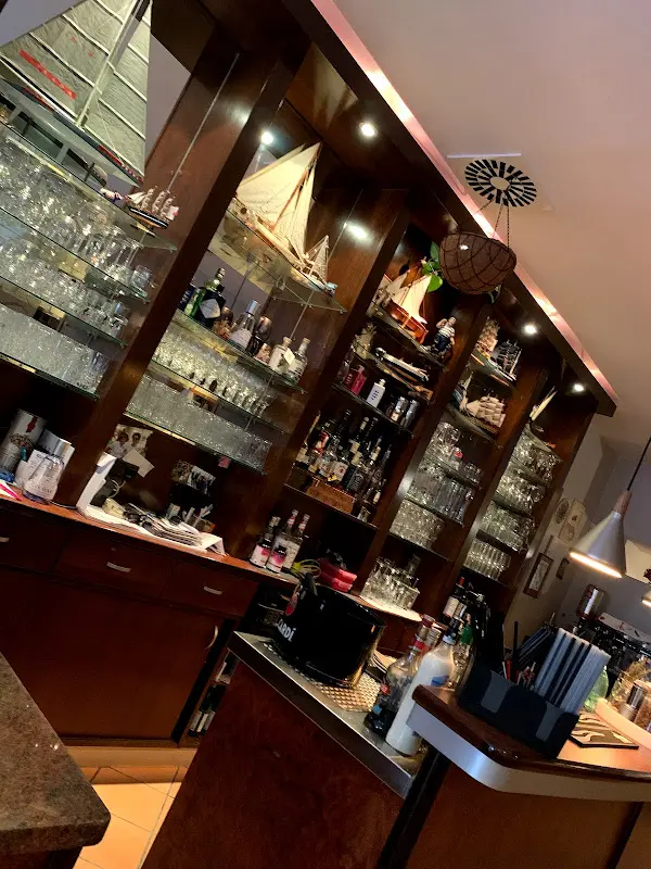 La Piazza Kitchen & Wine Bar_Butzbach_slider_image_1