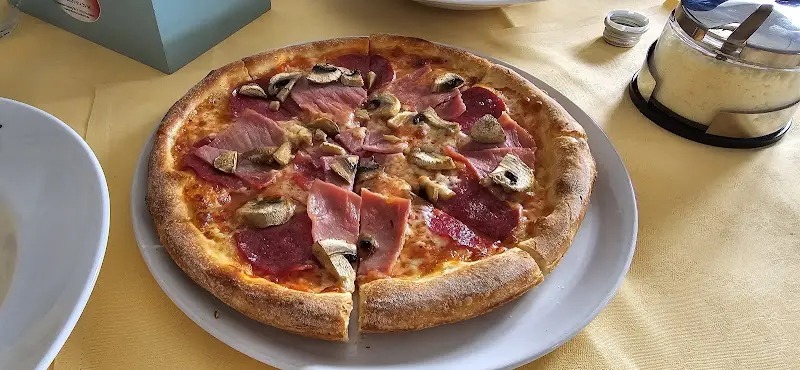 Trattoria Bella Vista_Butzbach_slider_image_2