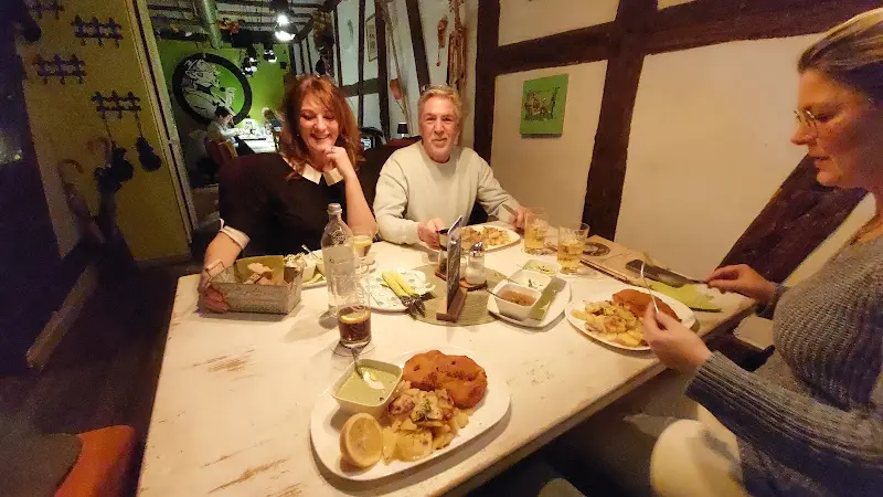 Tina & Olaf Tributsch Balduin's Bücherwelt_Lehrer Lämpel hessische Spezialitäten_Dieburg_review