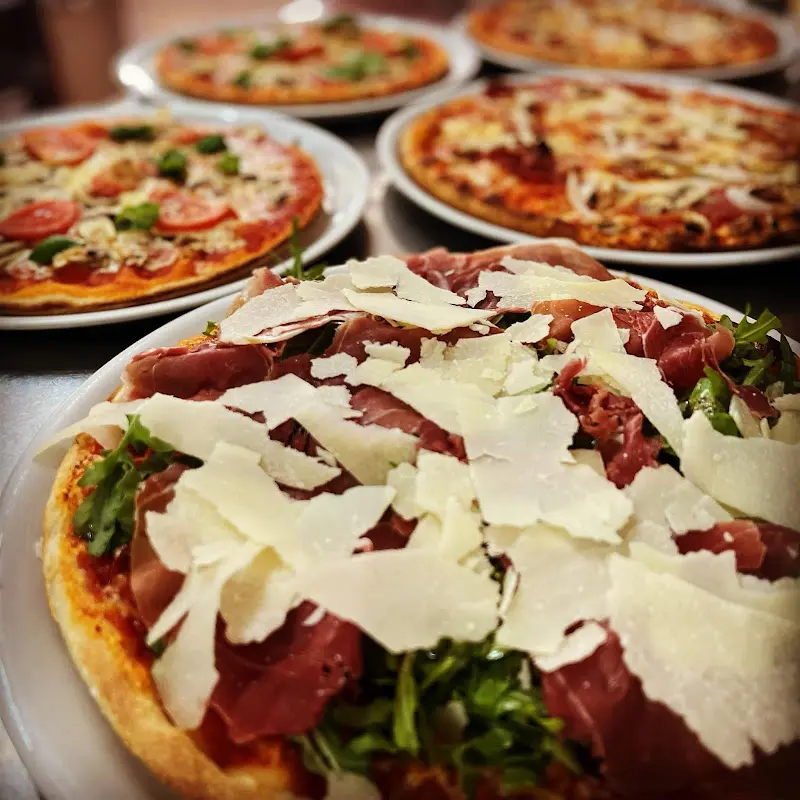 Pizzeria Da Corrado Al Lago_Driedorf_slider_image_3