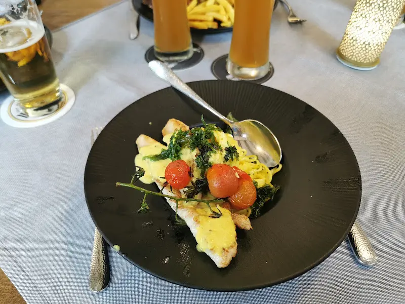 Rob X_Oberwaldhaus Café Restaurant Hotel_Darmstadt_review