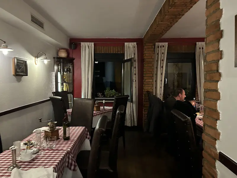 Ristorante La Vigna ristorante a Dreieich