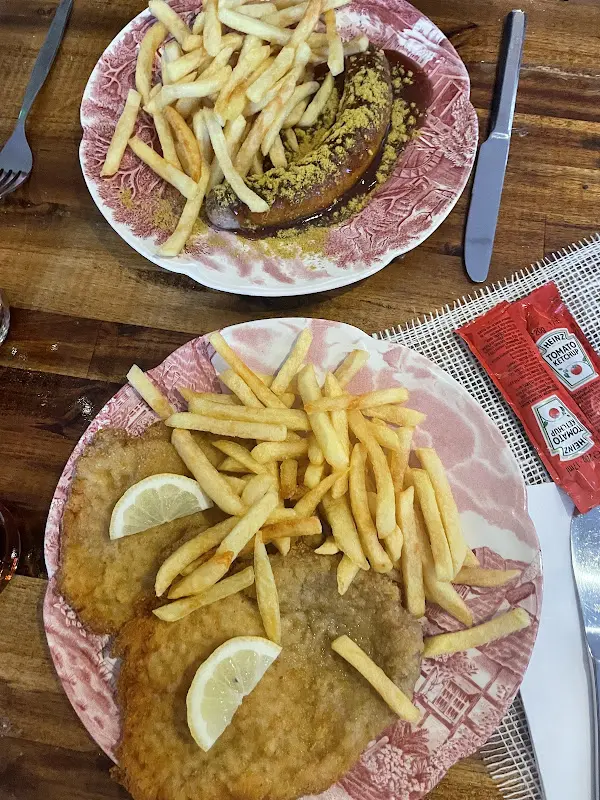 Emily Deane_HixACrels - Altes Gericht - Groß Gerau_Groß-Gerau_review