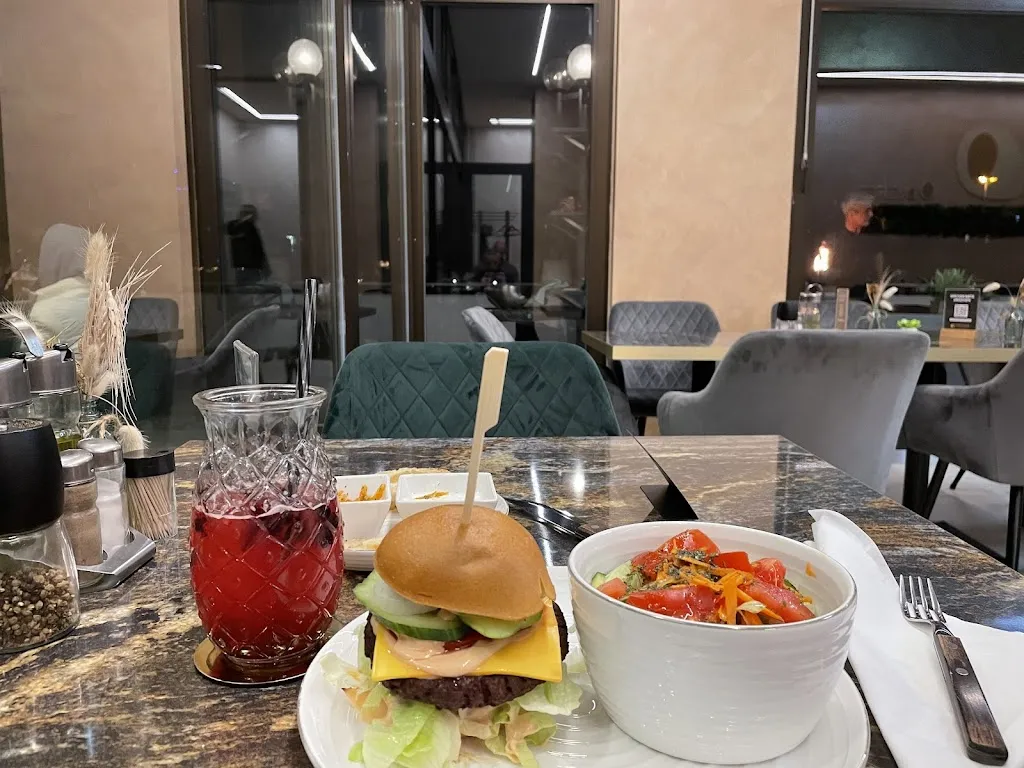 Amber Ash_Odyssee - Restaurant & Eventlocation_Crailsheim_review