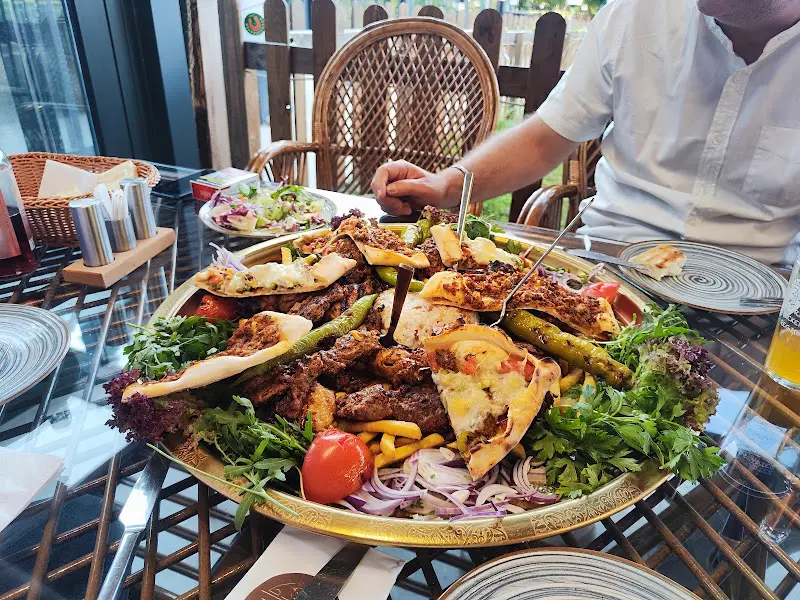 Niyazi Naunynburg_Asmali Konak Fisch & Grillhaus_Weiterstadt_review