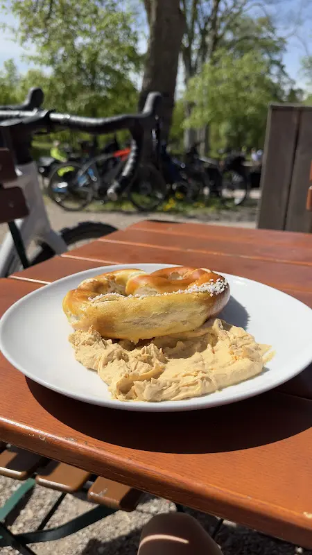 Biergarten und Schlosshütte am Postenhaus_Eichenzell_slider_image_3