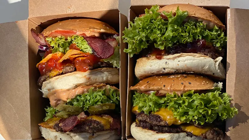 Statement Bar & Lounge_Ehringshausen_slider_image_2