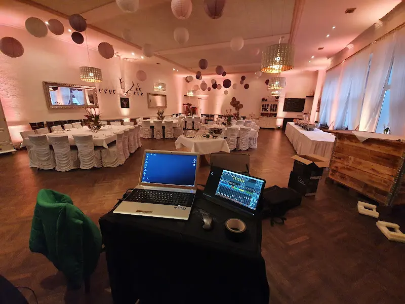 Julius Möller_Elz_slider_image_2