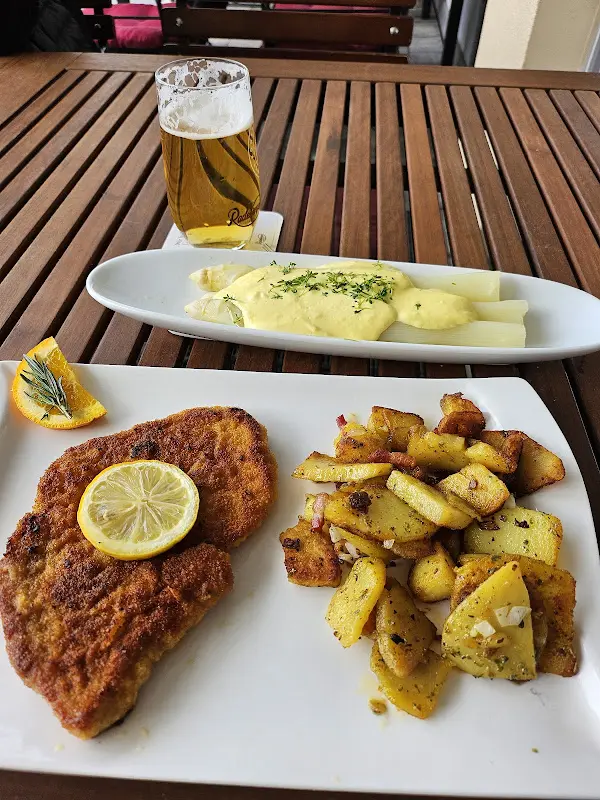 Marcel Meier_Bürgerhaus Elz bei Taki_Elz_review