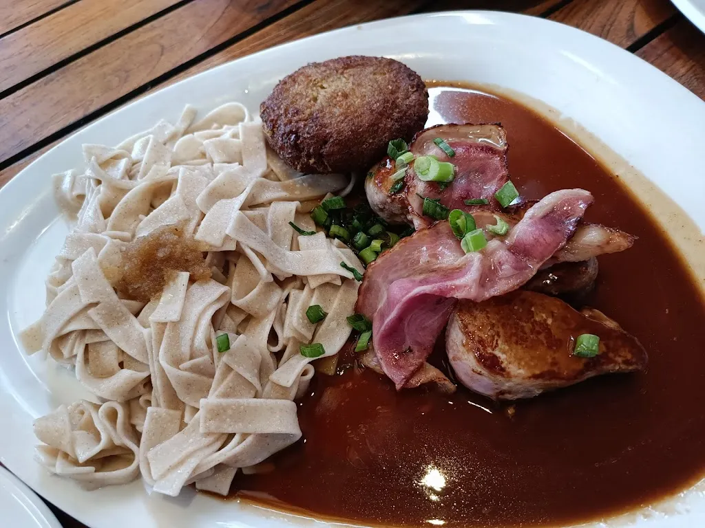 Jayden Lee_Hotel-Restaurant Reichsadler_Buchen_review