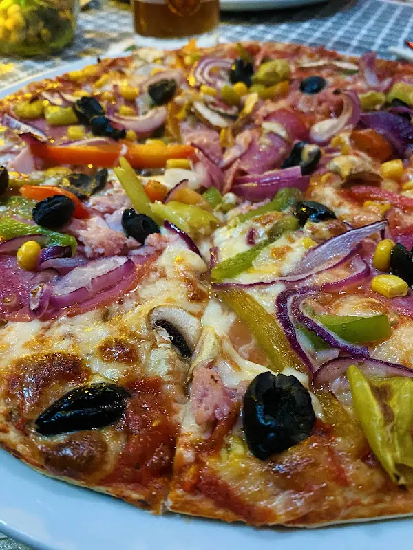 Beni's Pizza_Erzhausen_slider_image_2