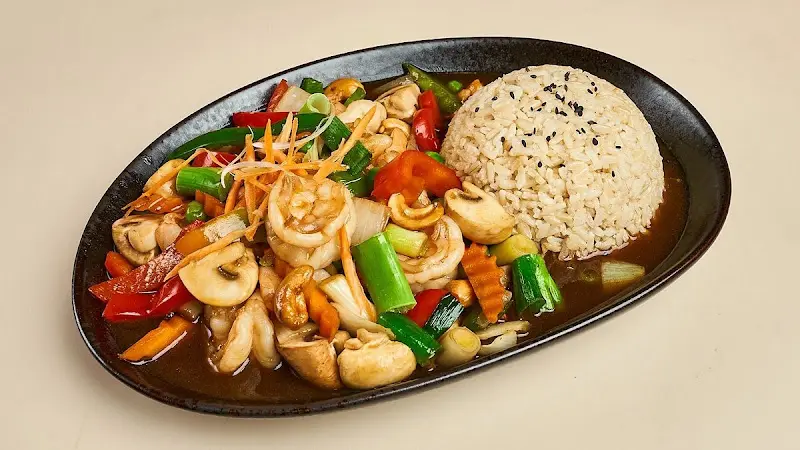 Thong Thai_Eschborn_slider_image_3