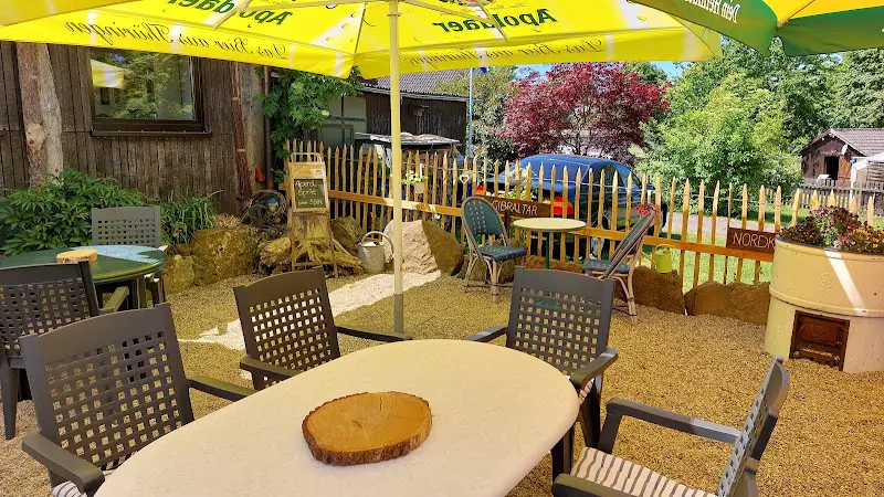 Hofcafé & Lädchen Ulrich Schweitzer restaurant in Espenau