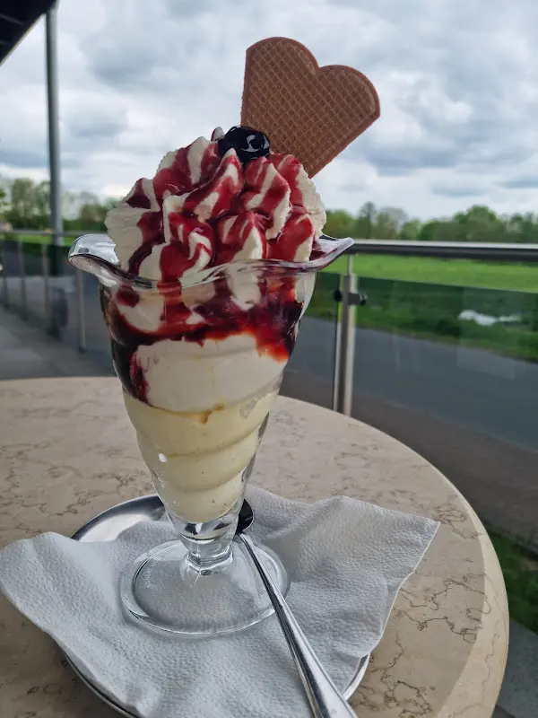 Eisliebe in Espenau_Espenau_slider_image_3