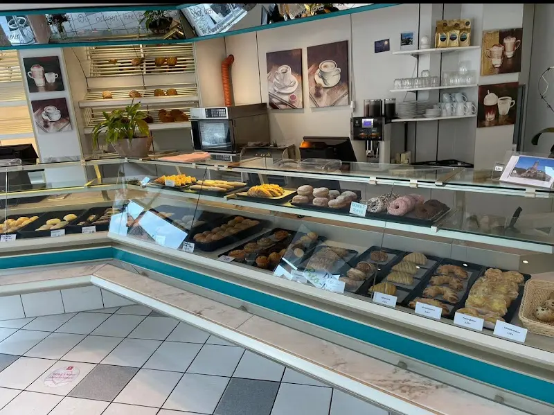 BurgCafé & pizzeria_Eppstein_slider_image_3