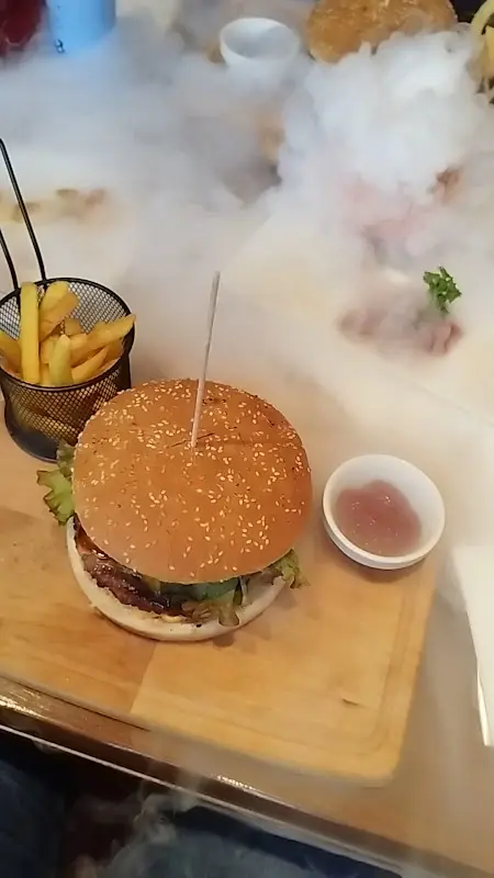 Steak & Grill Haus Niedernhausen_Niedernhausen_slider_image_2