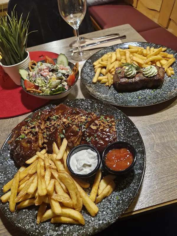 Gaststätte Zentrum_Flieden_slider_image_2