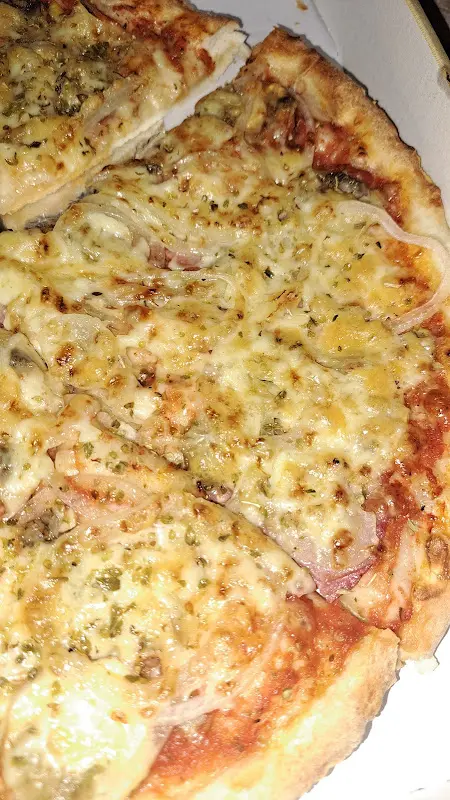 Pizzeria La Lanterna restaurant in Flieden