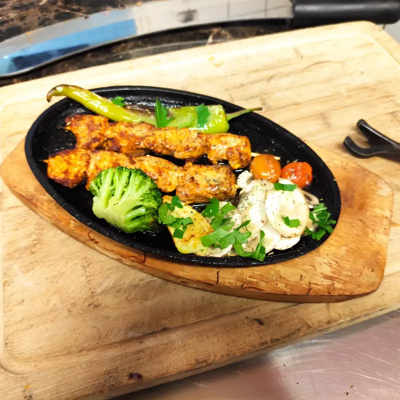 Nostalgie Pizzeria Cocktail Lounge_Florstadt_slider_image_3