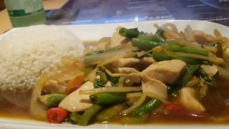 Pranees Thai Haus_Main_slider_image_2