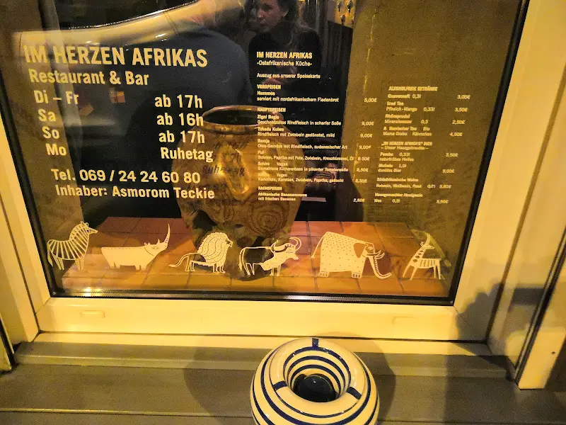 Menu_Im Herzen Afrikas_Main_image_2